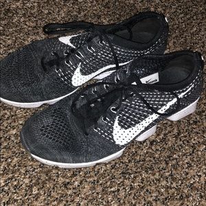 Nike Flynit Zoom